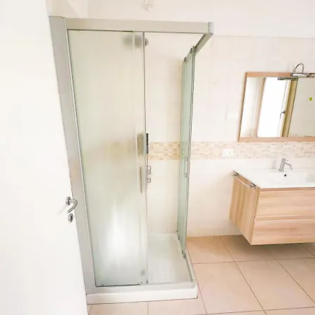 Renzo- Parcheggio E Giardino Privati A Pochi Passi Dal Mare Appartement